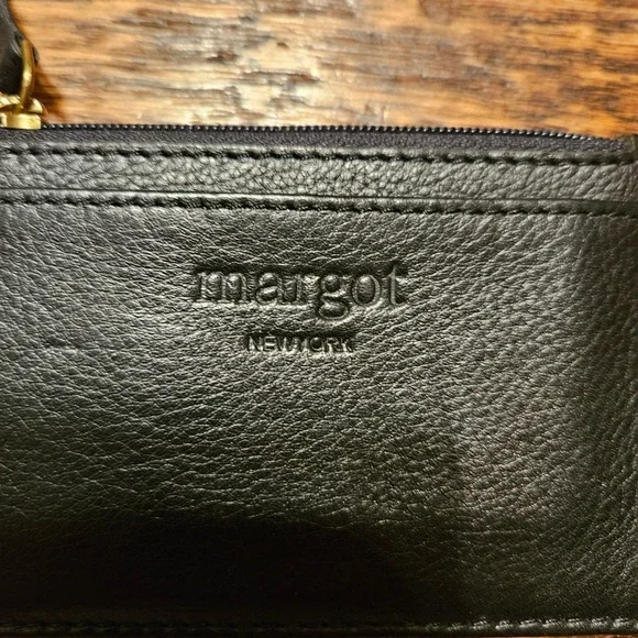 Margot NY Black Pebbled Leather Card Case Keychain Coin Purse Gold Hardware - Picture 2 of 5